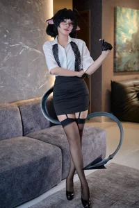 Stunning Jane Doe Cosplay by Zinieq - Zenless Zone Zero Character Spotlight (Jane Doe S) - High-Quality Photography and Video Gallery - image 6