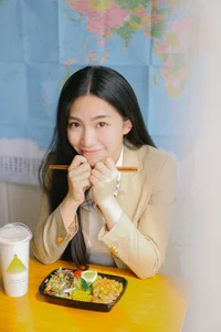 YiTuYu Art Language Vol.4464: Jing Jing Redefines Modern Glamour in the Latest Artistic Showcase - image 10
