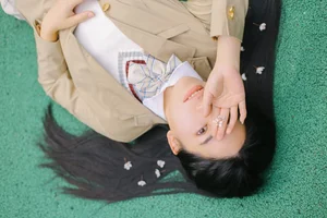 YiTuYu Art Language Vol.4464: Jing Jing Redefines Modern Glamour in the Latest Artistic Showcase - image 2