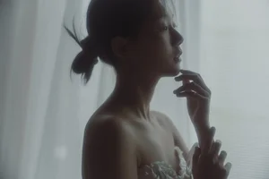 Stunning Artistry in YiTuYu Art Language Vol.5724 Starring Xiao Hu - image 4