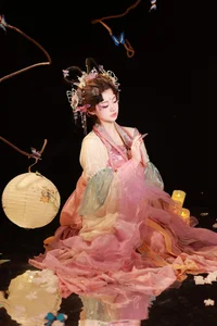 Modern Aesthetics: A Deep Dive into Art Language Vol.5823 Featuring Bu Ke Ai De He He Miao - image 8