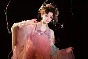 Modern Aesthetics: A Deep Dive into Art Language Vol.5823 Featuring Bu Ke Ai De He He Miao - image 20