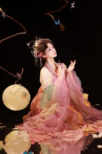 Modern Aesthetics: A Deep Dive into Art Language Vol.5823 Featuring Bu Ke Ai De He He Miao - image 25