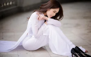 The Captivating Beauty of Le Phuong Anh: A Rising Star in Vietnam's Fashion Scene - image 30