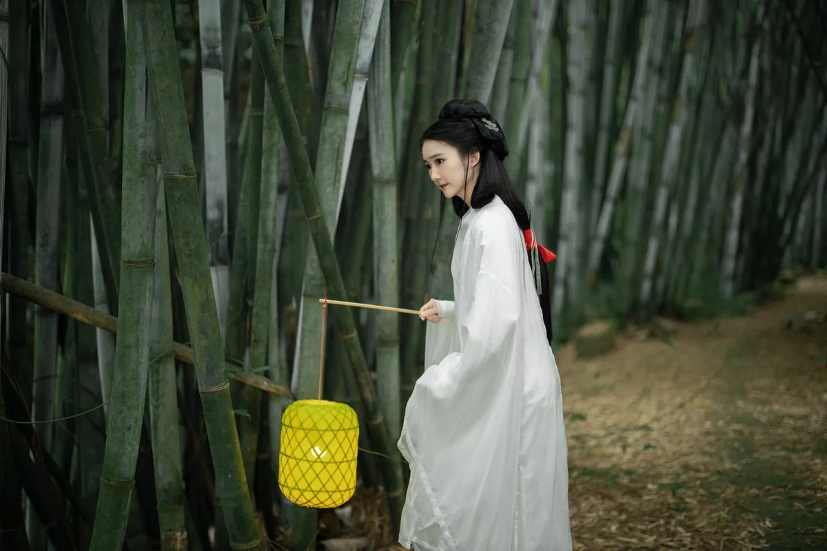 YiTuYu Art Language Vol.6000: Celebrating Yi Da Kuai Dan Gao - A Milestone in Artistic Visual Storytelling