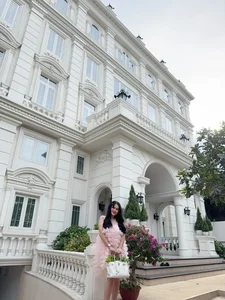 Inside Miss Phuong Le’s $8 Million Luxury Villa and Her Incredible Organic Vegetable Garden - image 7