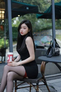Jiaye Classic Red and Black Fashion Series IESS Photography - image 14