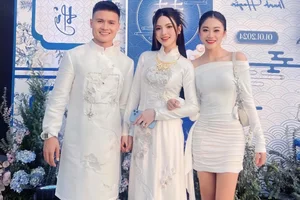 Meet the Viral Football Fan from Phu Tho Taking Social Media by Storm with Her Passion - image 0