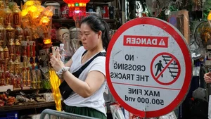 The Allure and Danger of Hanoi Train Street: Why Tourists Still Flock to the Tracks - image 3