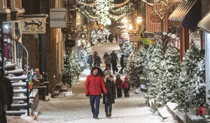 Top 10 Global Destinations for a Truly Magical Christmas Experience - image 0