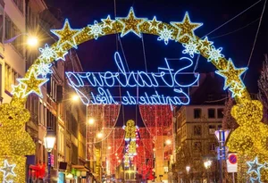 Top 10 Global Destinations for a Truly Magical Christmas Experience - image 8