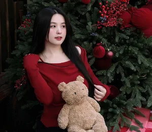 The Enchanting Sweetness and Natural Beauty of the Famous Tay Ethnic Hot Girl: A Stunning Gallery Collection - image 5