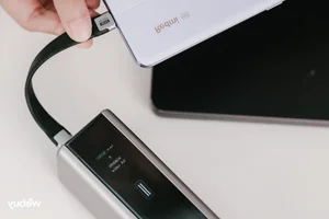 Top 4 Essential Travel Tech Gadgets for Summer 2025 - image 6