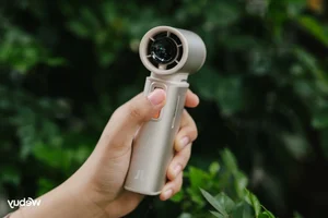 Top 4 Essential Travel Tech Gadgets for Summer 2025 - image 7