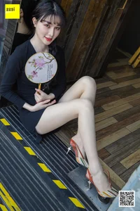 Miao Jie Under the Sun: Radiant Outdoor Portraiture by IESS - image 63