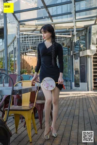 Miao Jie Under the Sun: Radiant Outdoor Portraiture by IESS - image 46