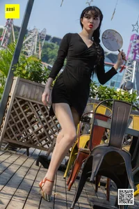 Miao Jie Under the Sun: Radiant Outdoor Portraiture by IESS - image 17