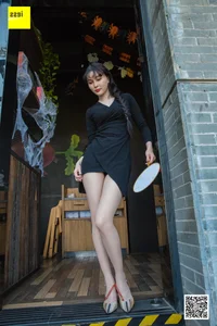 Miao Jie Under the Sun: Radiant Outdoor Portraiture by IESS - image 79