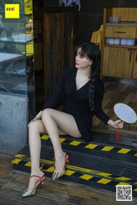 Miao Jie Under the Sun: Radiant Outdoor Portraiture by IESS - image 24