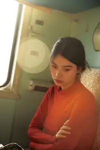 YiTuYu Vol.8622 He Zi: A Muse Bathed in Dreamy Golden Light - image 28