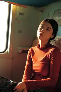 YiTuYu Vol.8622 He Zi: A Muse Bathed in Dreamy Golden Light - image 17