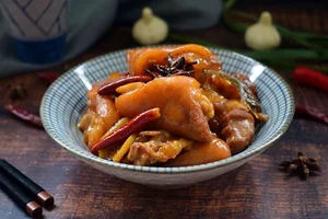 Delicious Braised Pig Trotter Recipe Rich in Natural Collagen for Glowing Skin - image 8