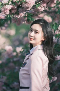 Artistic Visuals: YiTuYu Art Language Vol.6915 Showcasing the Grace of Zi Jun - image 17