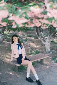 Artistic Visuals: YiTuYu Art Language Vol.6915 Showcasing the Grace of Zi Jun - image 21