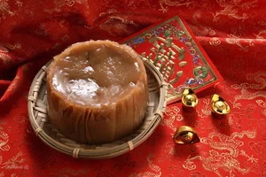 7 Lucky Foods for Chinese New Year and Their Hidden Meanings - image 2