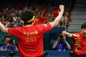 Iconic Gold Medal Celebrations and Unforgettable Victory Moments at the Paris 2024 Olympic Games - image 3