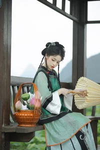 YiTuYu Art Language Vol.7167: Featuring the Elegant Tian Tian Quan Quan - image 2