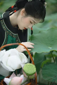 YiTuYu Art Language Vol.7167: Featuring the Elegant Tian Tian Quan Quan - image 17