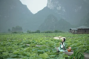 YiTuYu Art Language Vol.7167: Featuring the Elegant Tian Tian Quan Quan - image 6