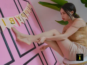 IESS Puhui Collection 142: Model Xiao Yu in Classic Silk Fashion - image 22