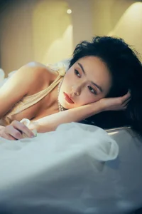 YiTuYu Art Language Vol.6303: Stunning Artistic Photography Featuring Xiao Yang - image 3