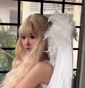Stunning Valentine's Day Angel Cosplay by Popular Thai Influencer: A Heavenly Visual Experience - image 8