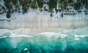 Expectation vs. Reality: 9 Famous Tourist Spots That Might Disappoint In Person - image 5