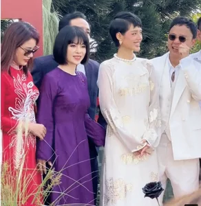 Co Em Trendy Mother Goes Viral for Youthful Beauty and Elegance at Daughter's Engagement Ceremony - image 7