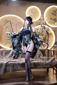 Coser Qing Shui You Nai: Jin Zhi Yu Ye – Captivating Oriental Elegance - image 4