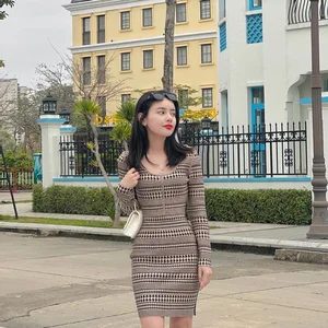 Meet the Stunning Gen Z Literature Teacher Redefining Classroom Style with Her Chic Fashionista Aesthetic - image 3