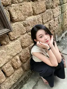 VGU No.194 Elegant Beauty of a Long-Haired Girl in a Rustic Cafe Setting - image 1