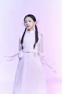 Traditional Vietnamese Fashion: Ao Nhat Binh and Ao Dai in the Bach Hoa Tien Collection - image 5