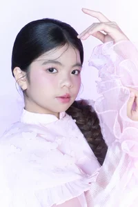 Traditional Vietnamese Fashion: Ao Nhat Binh and Ao Dai in the Bach Hoa Tien Collection - image 2