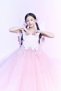 Traditional Vietnamese Fashion: Ao Nhat Binh and Ao Dai in the Bach Hoa Tien Collection - image 15