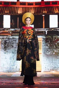 Luong The Thanh and Thuy Diem Exude Elegance in Dragon and Phoenix Ao Dai - image 8
