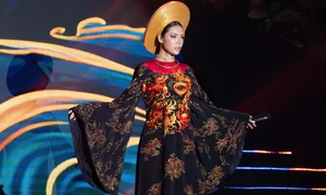 Luong The Thanh and Thuy Diem Exude Elegance in Dragon and Phoenix Ao Dai - image 4