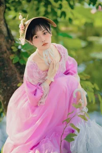 YiTuYu Art Language Vol.7402: Featuring the Ethereal Xiao Xiao Yu - image 5
