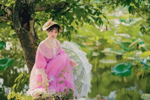 YiTuYu Art Language Vol.7402: Featuring the Ethereal Xiao Xiao Yu - image 7
