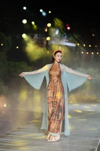 Miss Thanh Thuy Showcases Exquisite Hue Royal Court Inspired Ao Dai Collection - image 4