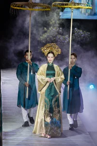 Miss Thanh Thuy Showcases Exquisite Hue Royal Court Inspired Ao Dai Collection - image 0